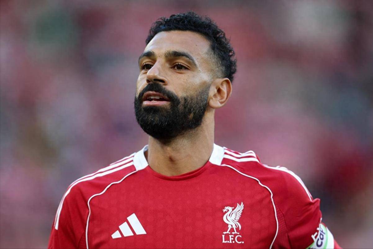 九游-表现优异引发热议！，萨拉赫在巴黎圣日耳曼比赛中大比分获胜赢得满堂喝彩的简单介绍